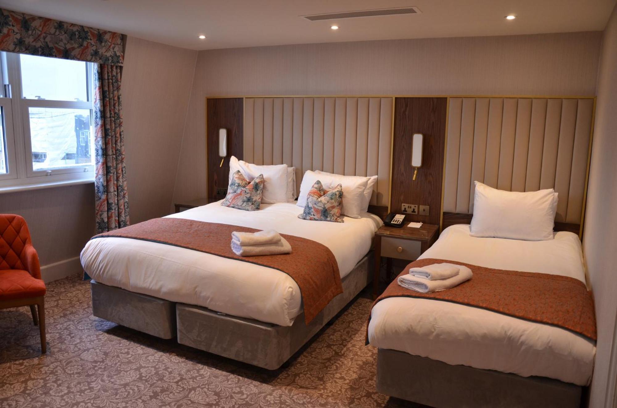 Hotel Voco The Clifton By Ihg 4*