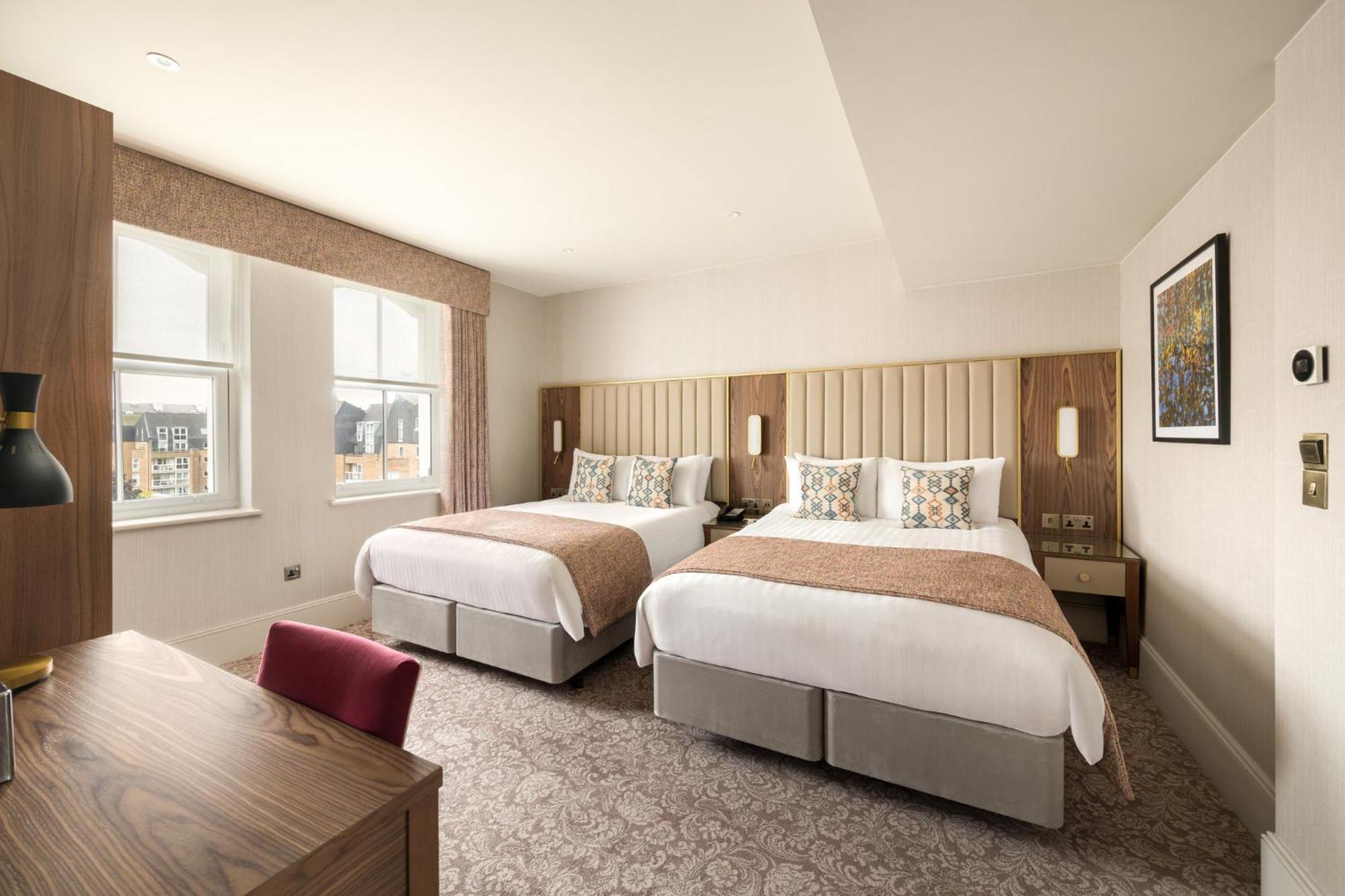 Western Clifton 4*