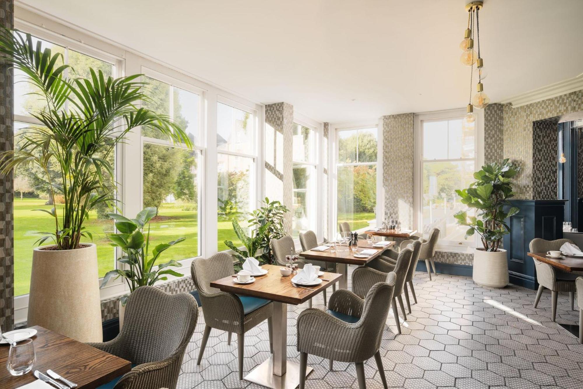 Voco The Clifton By Ihg Hotel